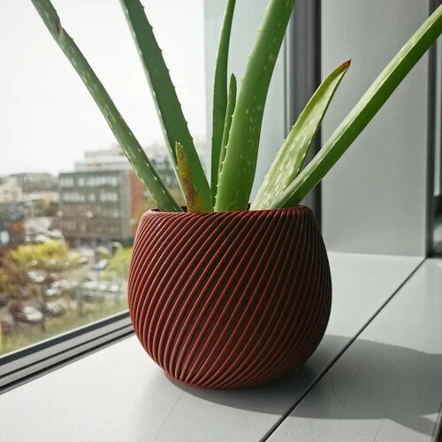 Vase court à ailettes