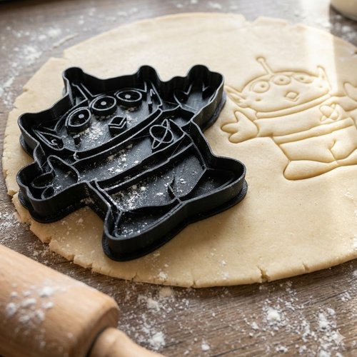 Emporte-pièce alien toy story - moule à biscuit pâtisserie 8cm