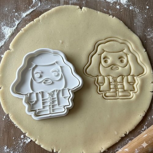 Emporte-piece geant barbu hagrid pour biscuits et patisserie - 8 cm
