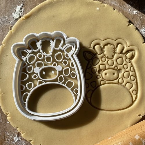 Emporte-piece girafe 8 cm - moule pour biscuits et pate a sucre