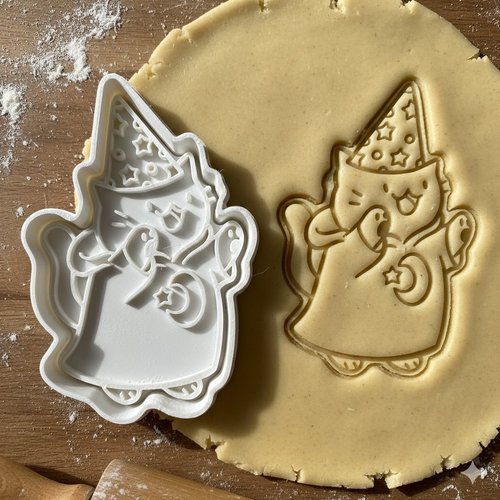 Emporte-piece chat magicien 8 cm - moule a biscuit artisanal