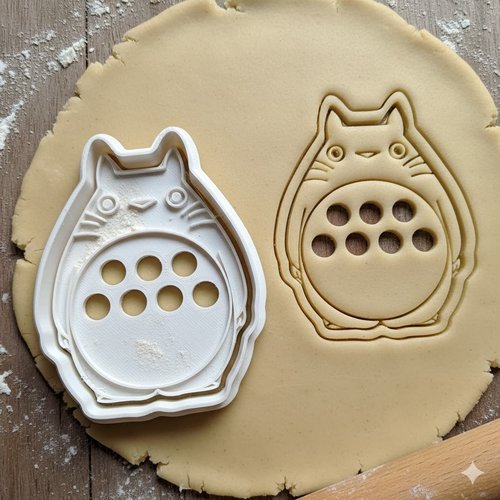 Emporte-piece totoro 8 cm - moule a biscuit artisanal