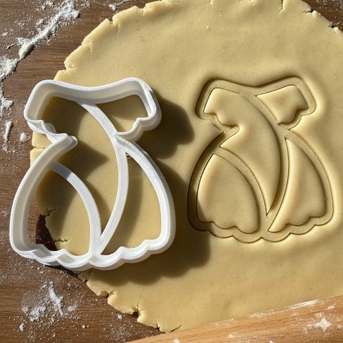 Emporte-piece robe de princesse 8 cm - decoration biscuit et pate a sucre