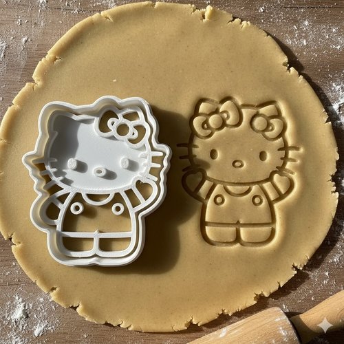 Emporte-piece hello kitty 8 cm - moule biscuit artisanal noir