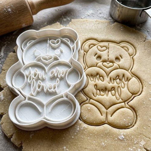Emporte-piece ours you are loved - moule biscuit saint-valentin 8cm