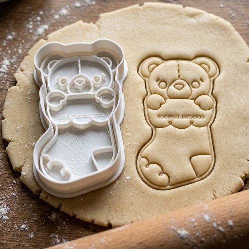 Emporte-pièce ourson chaussette de noël 8 cm