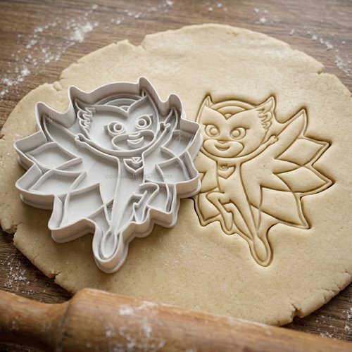 Emporte-pièce super-héros hibou 8cm - moule biscuit