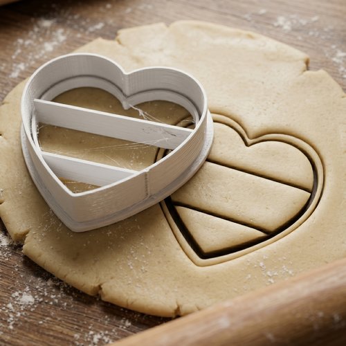 Emporte-piece coeur artisanal 8 cm pour pâtisserie