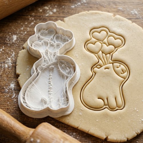 Emporte-pièce capybara ballons coeurs 8cm