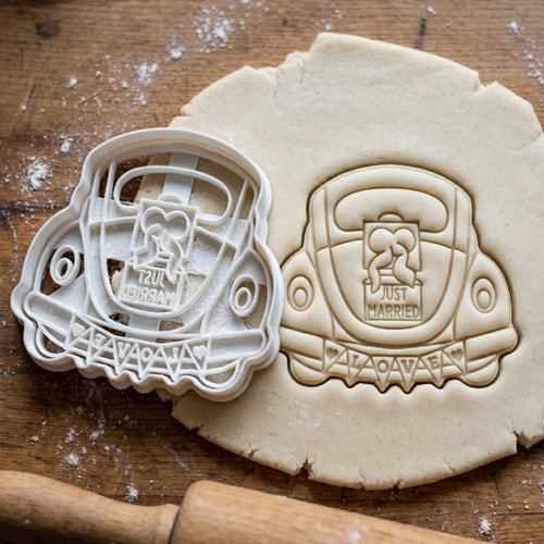 Emporte-piece voiture mariage just married