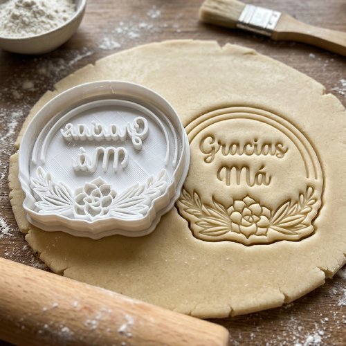 Emporte-pièce gracias má 8cm moule pâtisserie