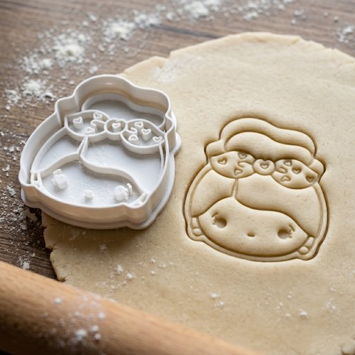 Emporte-pièce visage fillette kawaii 8cm - artisanal