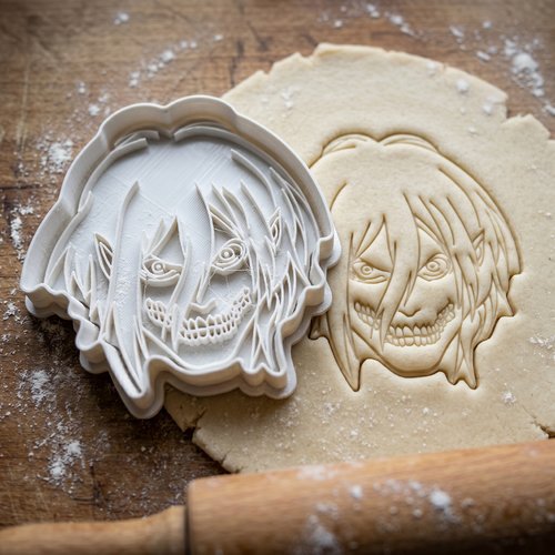 Emporte-pièce titan attaque des titans 8cm - moule biscuit artisanal