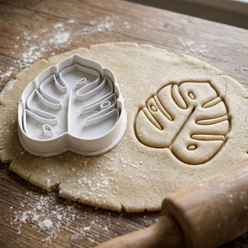 Emporte-pièce monstera 8cm - moule à biscuit feuille tropicale