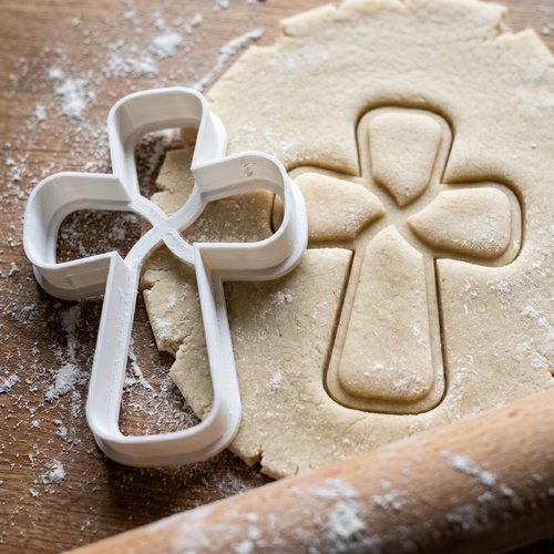 Emporte-pièce croix chrétienne 8 cm - moule biscuit artisanal