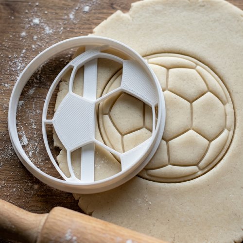Emporte-piece ballon de football 8 cm biscuits