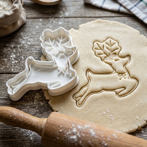 Emporte-piece renne de noel 8 cm moule pâtisserie