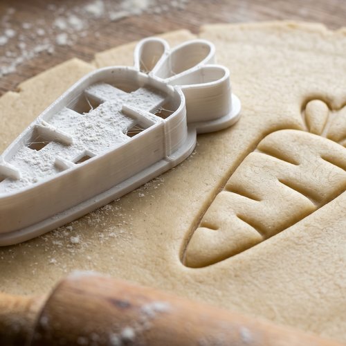 Emporte-pièce carotte 8 cm pour biscuits et pâtisserie