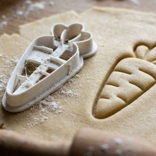 Emporte-pièce carotte 8 cm - moule biscuit artisanal