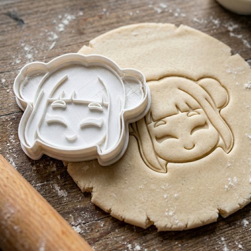 Emporte-piece fille kawaii manga, moule biscuit 8cm