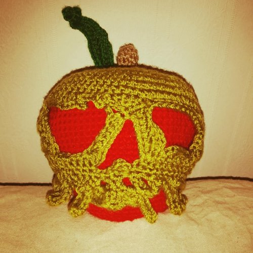 La pomme empoisonnée, patron crochet