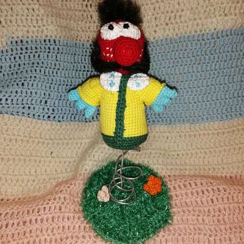 Figurine décorative au crochet amigurumi zébulon le manège enchanté esprit vintage