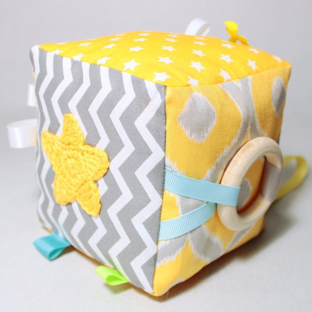 Cube d'éveil bébé, cadeau naissance, jouet bébé eveil et sensoriel