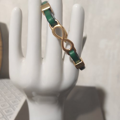 Bracelet cuir vert boucle dorée infini fait main