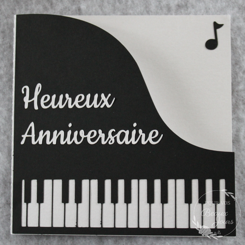 Carte d'anniversaire "piano"