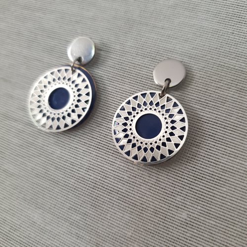 Boucles mandala bleues marine
