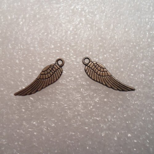 Breloque aile / ange couleur bronze
