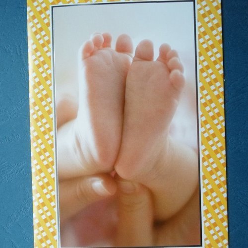 Carte  de voeux double pieds bebe naissance