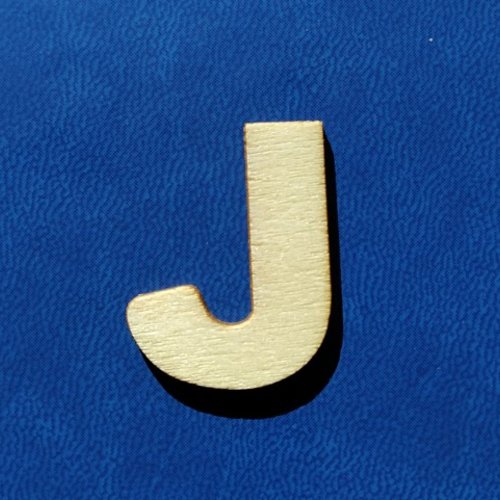 Lettre "j" en bois a decorer alphabet