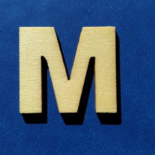 Lettre "m" en bois a decorer alphabet