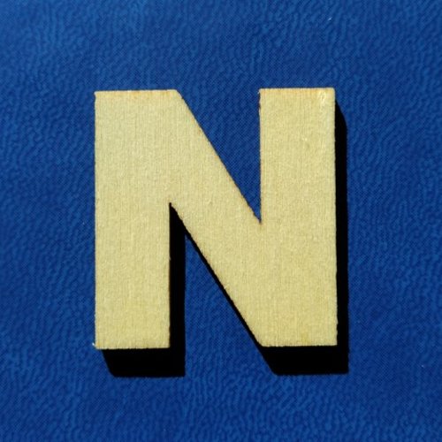 Lettre "n" en bois a decorer alphabet