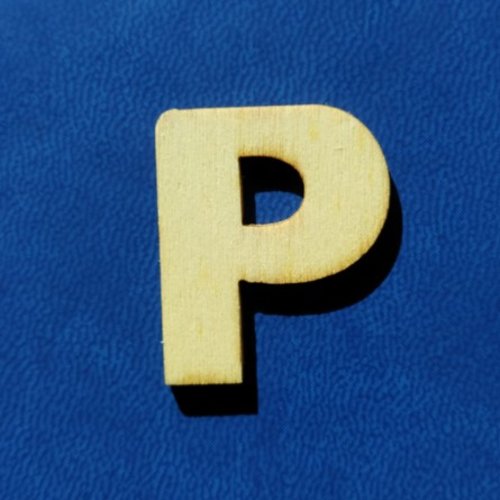 Lettre "p" en bois a decorer alphabet