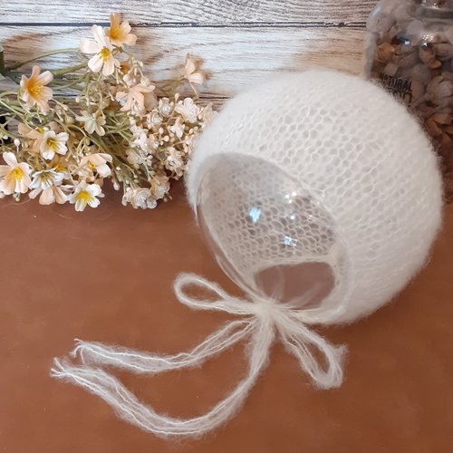 Bonnet pour bébé fille ou garçon, béguin réalisé au tricot en laine délicate, accessoire pour séance photo naissance 3 mois 6 mois