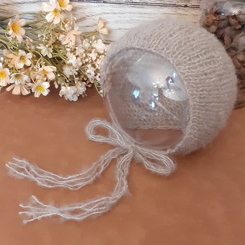 Bonnet pour bébé fille ou garçon, béguin réalisé au tricot en laine délicate, accessoire pour séance photo naissance 3 mois 6 mois