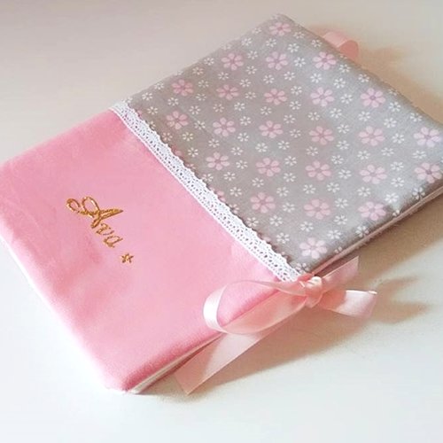 Protège carnet de santé personnalise a mme bourdin