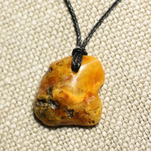 Collier pendentif en ambre naturelle 26mm n17