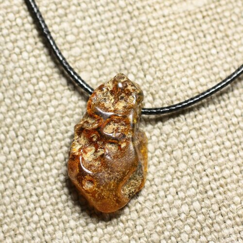 Collier pendentif en ambre naturelle 31mm n21