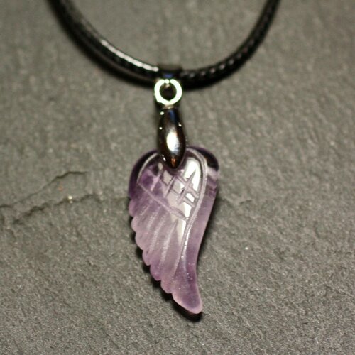 Collier pendentif en pierre - aile gravée 24mm améthyste