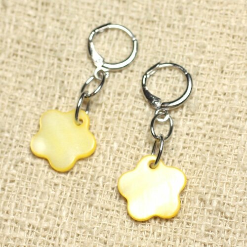 Boucles d'oreilles nacre fleurs 15mm jaune