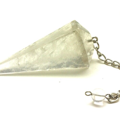 Pendule métal argenté rhodium et pierre cristal de roche quartz prisme triangle facetté 72mm transparent