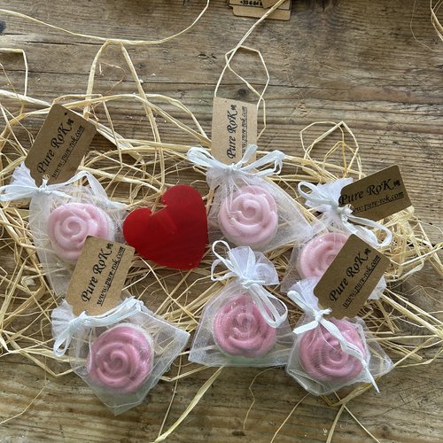Set de savon romantique en forme de rose - savon floral artisanal - petites roses de bain - cadeau de mariage ou de douche nuptiale -