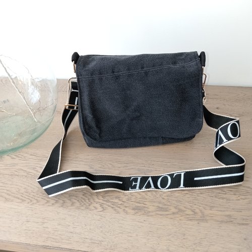 Sac bandoulière en jean recyclé
