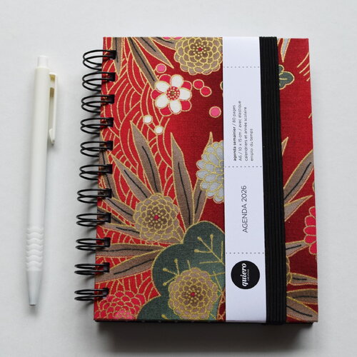Agenda a6 2026 / tissu japonais fleurs sur rouge/ 10x15cm / pour la rentrée / idéal pour le sac à main