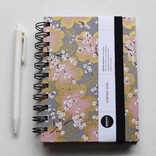 Agenda a6 2026 / tissu japonais cerisier sur gris / 10x15cm / pour la rentrée / idéal pour le sac à main