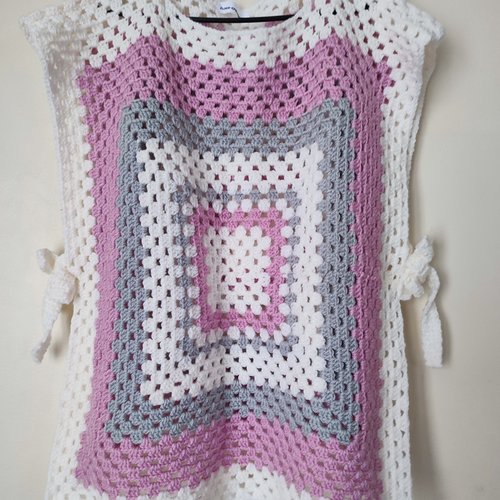 Chasuble douceur, rose, blanc, gris,fait main