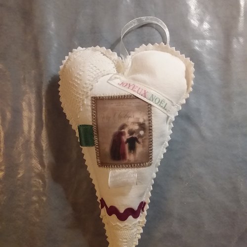 Coeur noël décoré,  en drap ancien , "enfants"